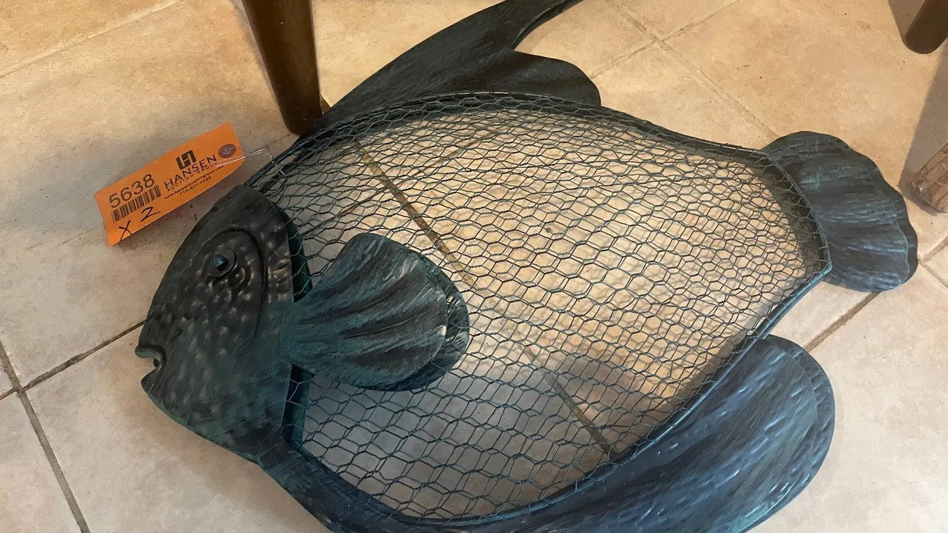 (2) Metal Fish