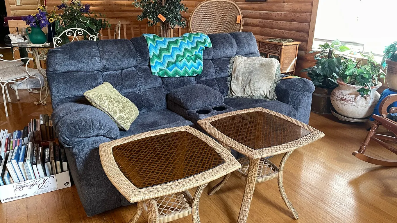 78"L Recliner Sofa