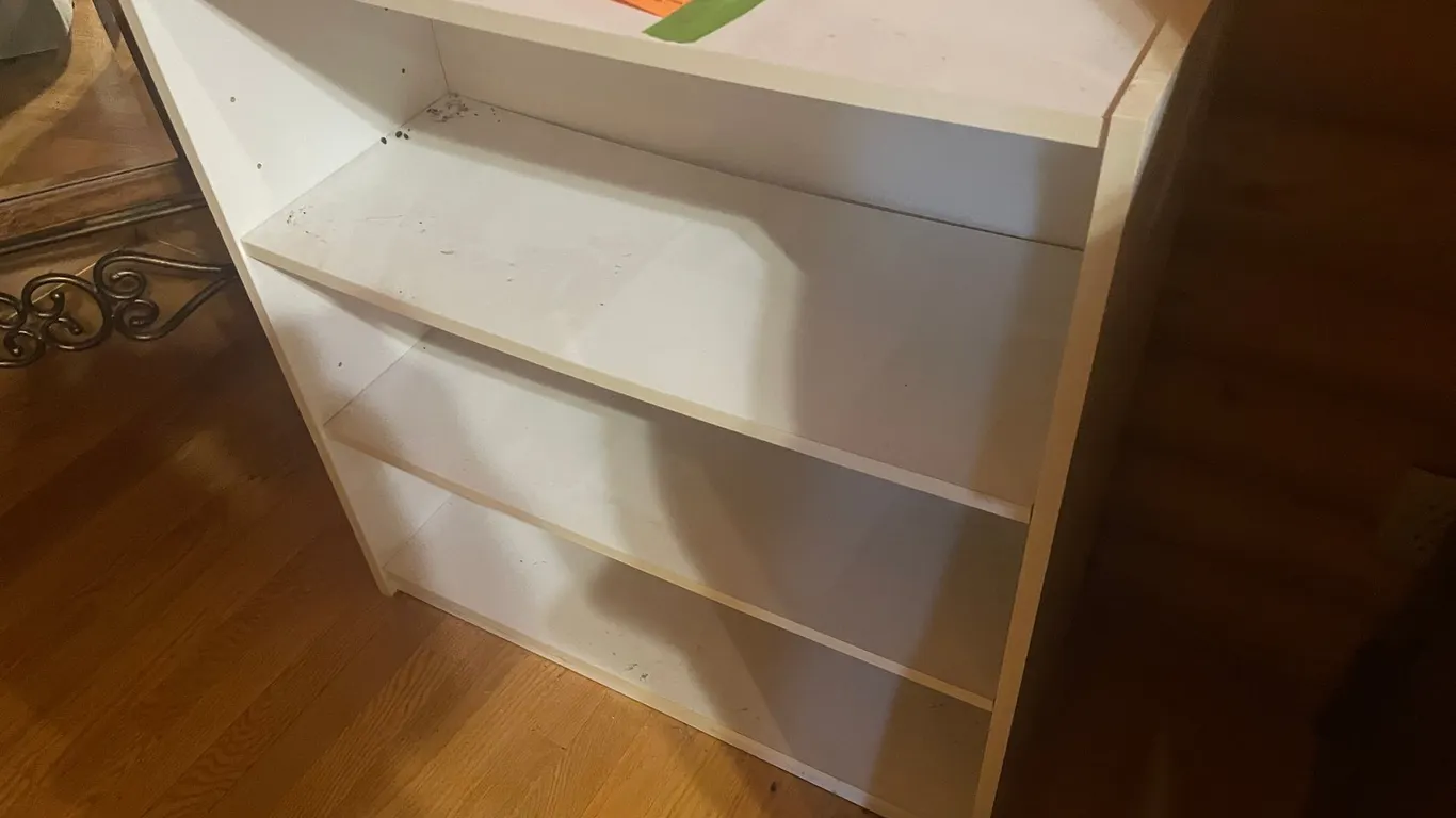 (3) Tier Bookshelf