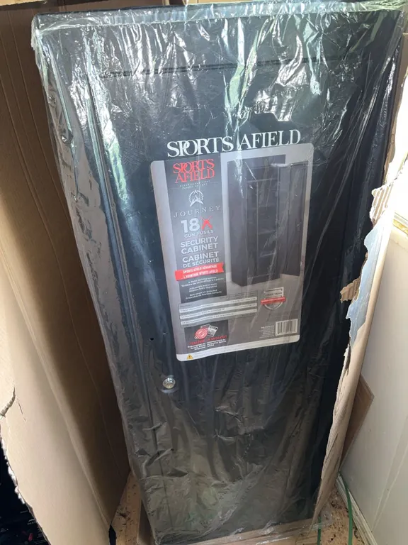 Sports Afield Journey 18 Gun Security Cabinet SA-GC18-CA