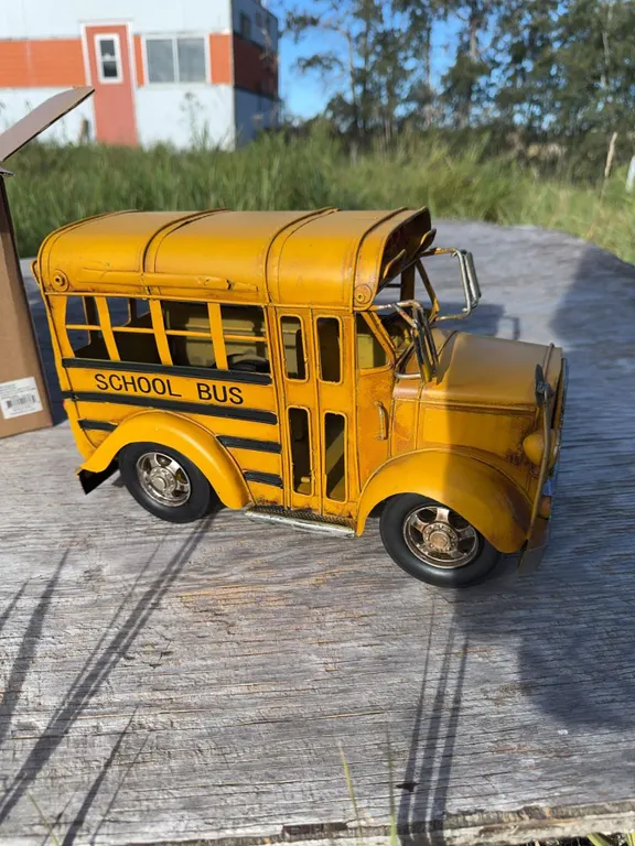 Metal Model School Bus Yellow Collectible Decor