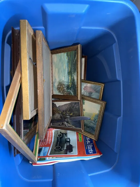 Framed Prints and Collector Magazines Lot