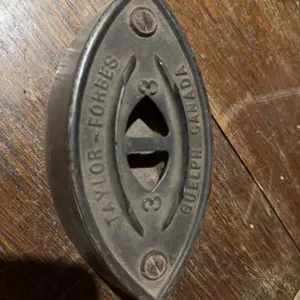 Taylor-Forbes Sad Iron No. 3 Guelph Canada