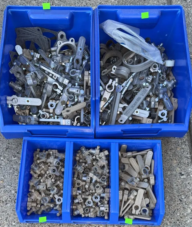 Metal Mechanical Linkages and Fasteners in Blue Bins