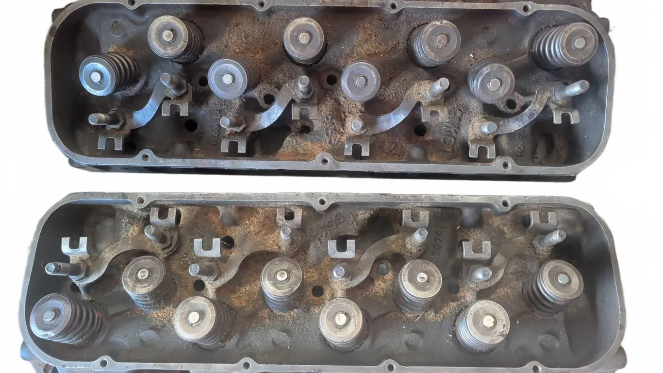 Cast Iron Small Block Chevy Cylinder Heads