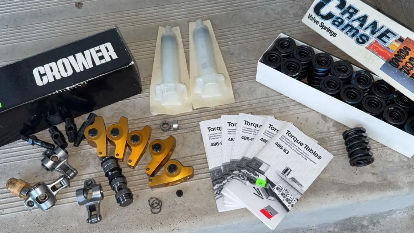 Crower Rocker Arms, Crane Cams Valve Springs, Fel-Pro Torque Tables Set
