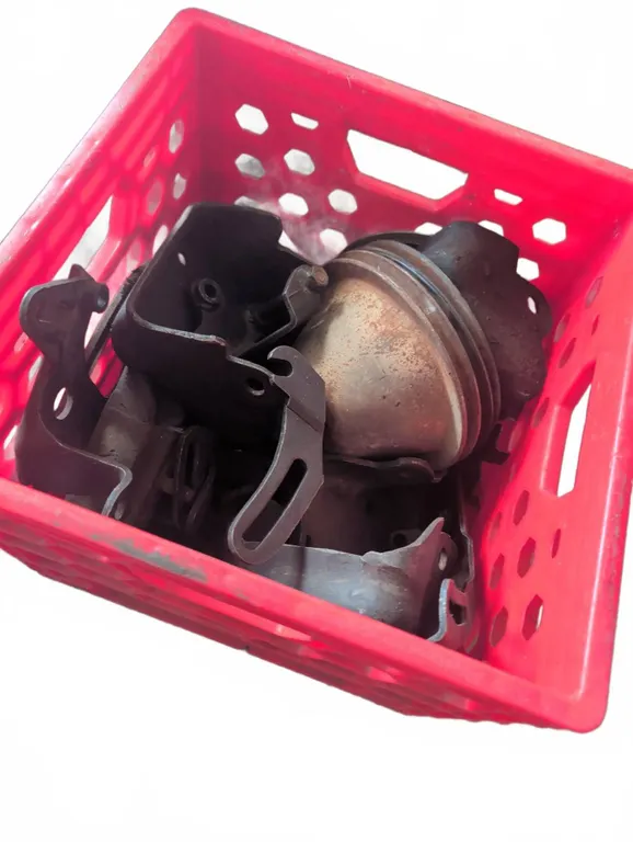 Used Automotive Engine and Chassis Parts