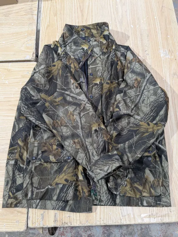 Men’s Large Remington Camo Jacket / Outer Shell