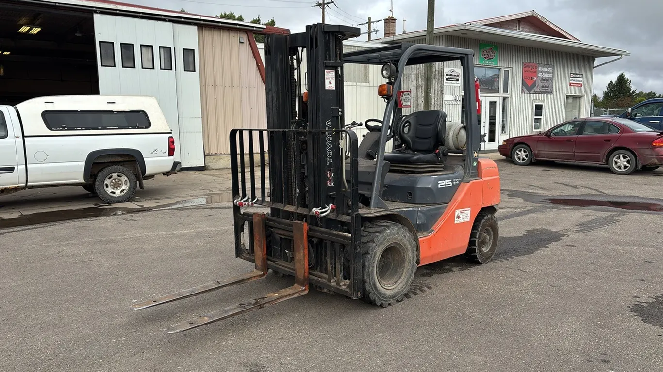 Toyota Forklift Model 25 s/n: 40422