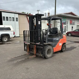 Toyota Forklift Model 25  SN:  40422
