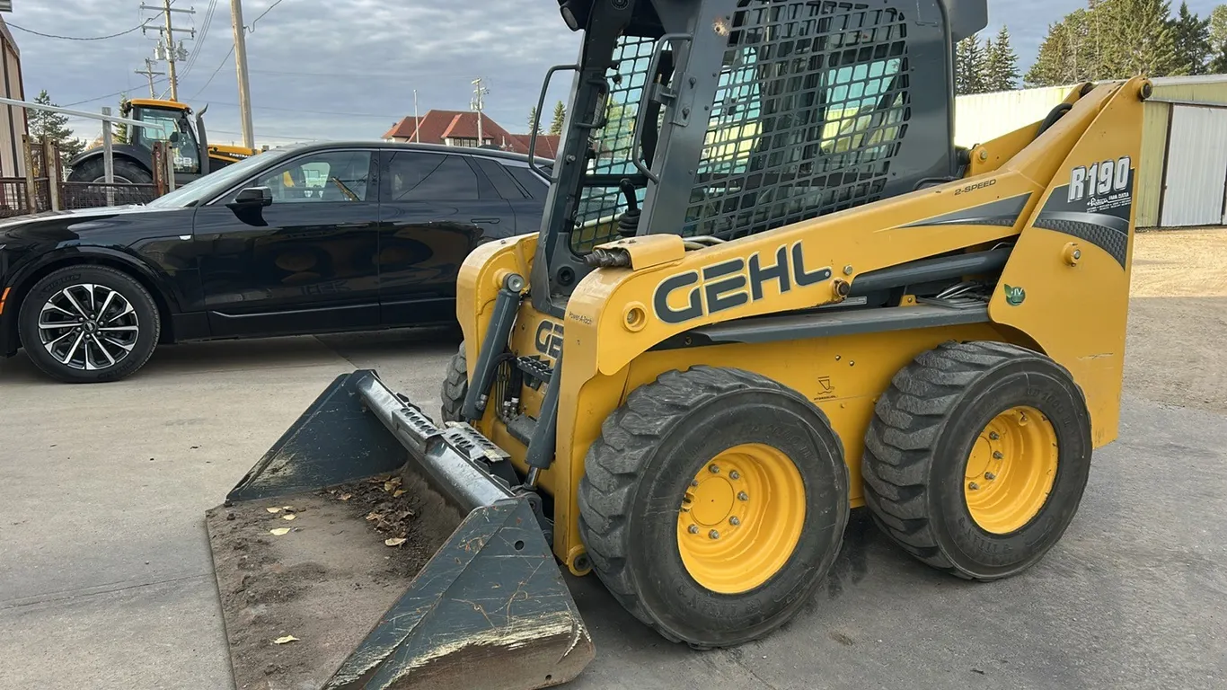 Gehl R190 2 Speed Skid Steer, s/n: GHLOR190E00172364