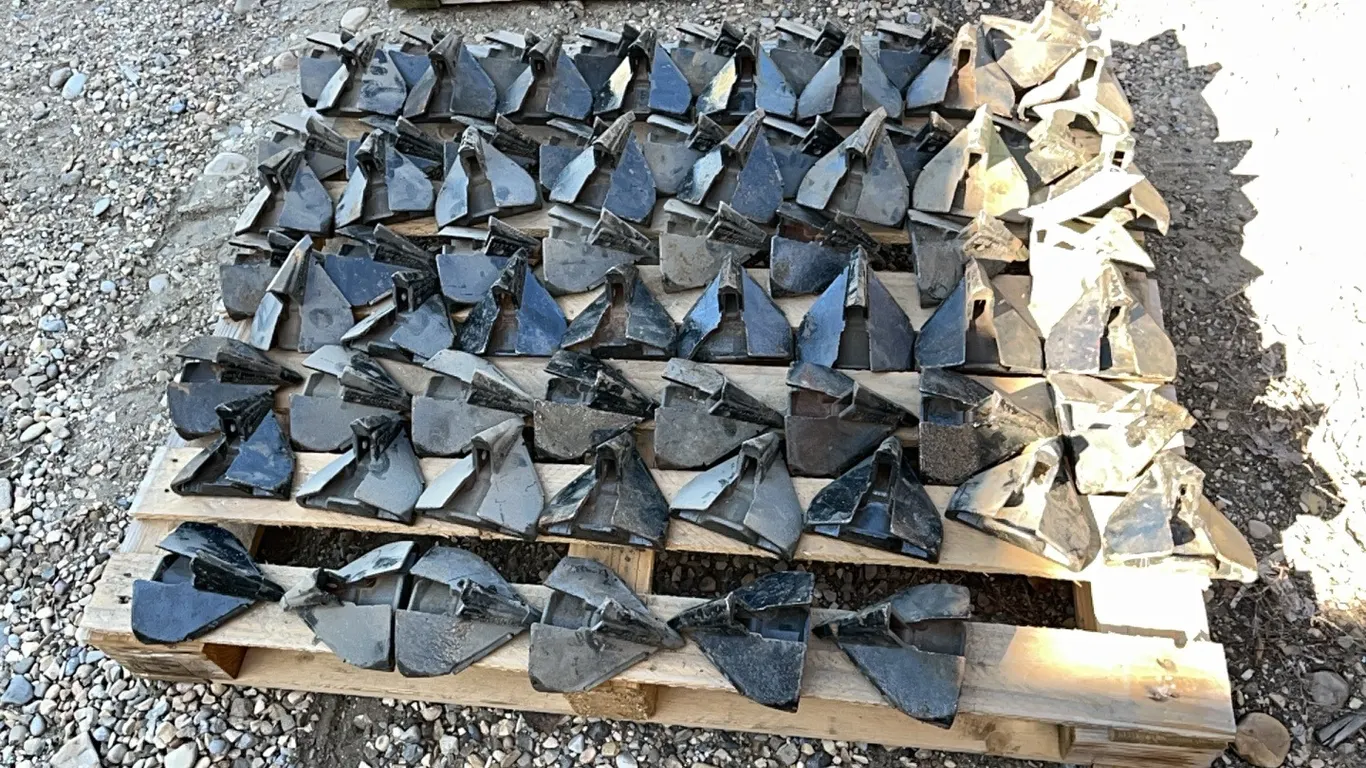 (70) Dutch 2827 Low Draft Openers
