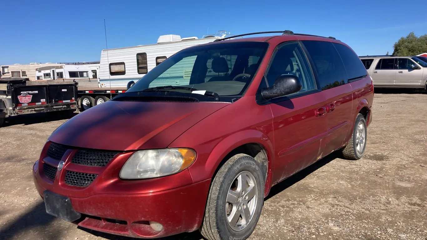2003 Dodge Caravan Red VIN: 2D4GP44L53R287645