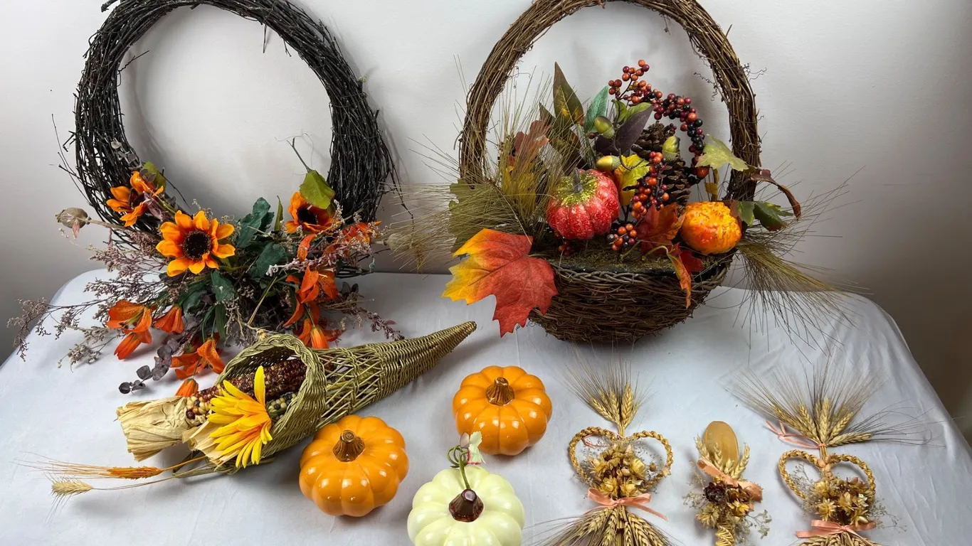 Fall Decor Lot