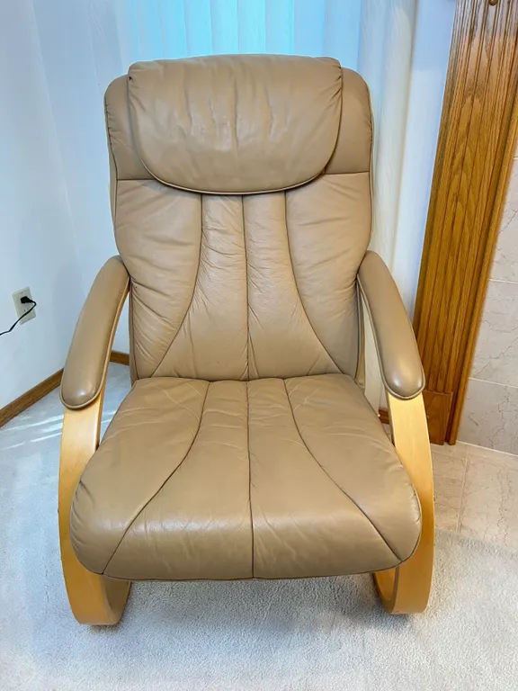 Beechwood Lounge Chair