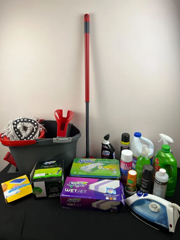 Household Cleaning Lot