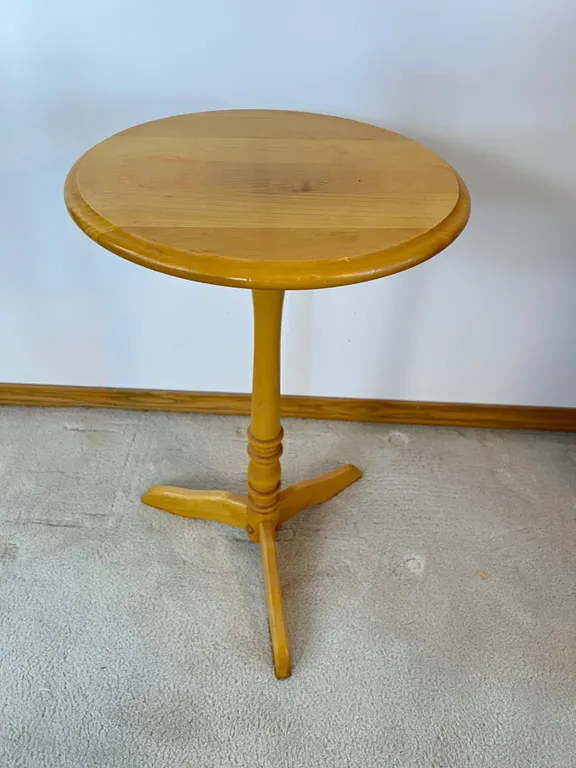 Pedestal Side Table