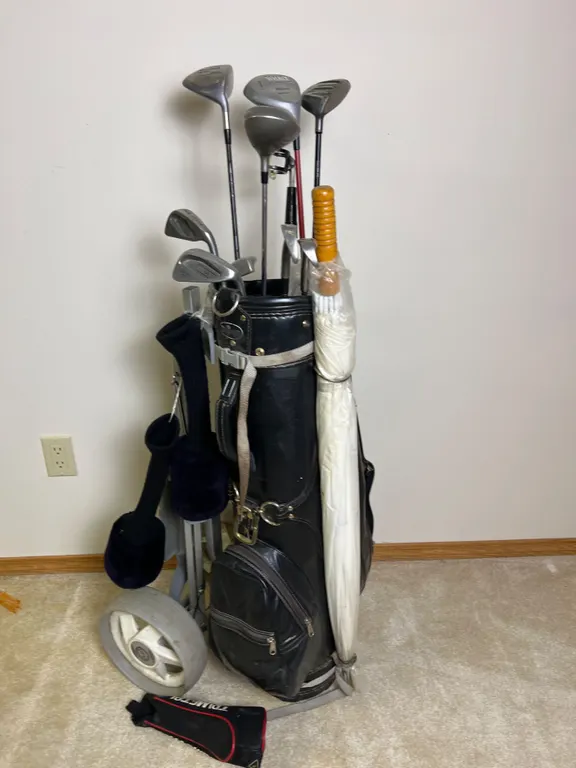 Golf Clubs & Caddy