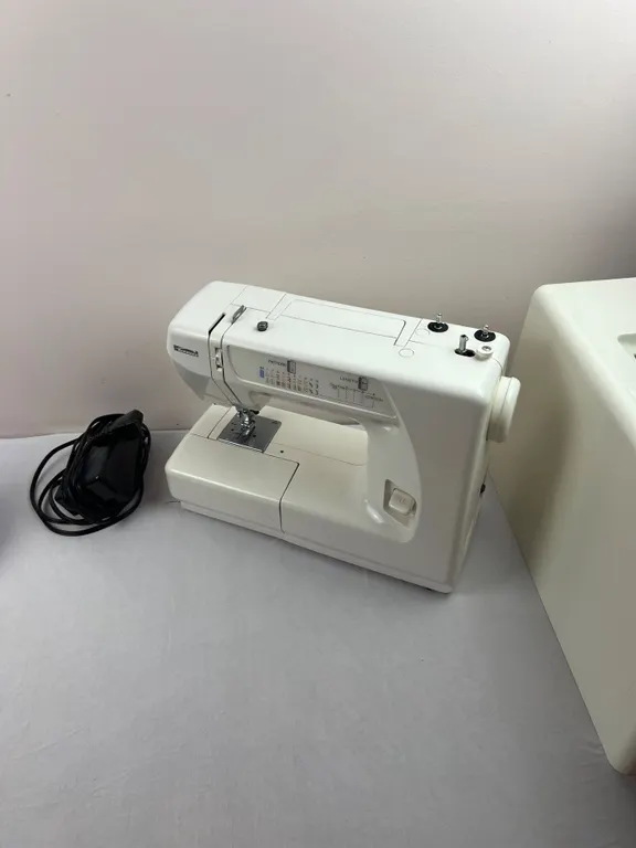 Kenmore Sewing machine