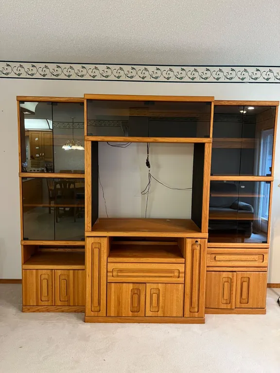 Wambold Entertainment Unit