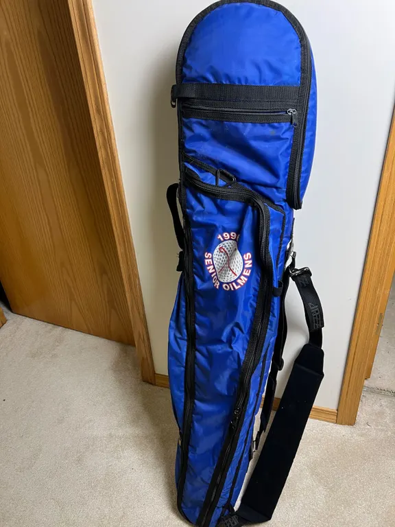 Golf Bag with Clubs