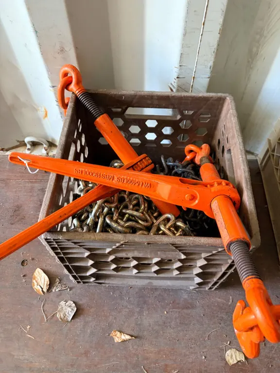 Load Binder and Chains