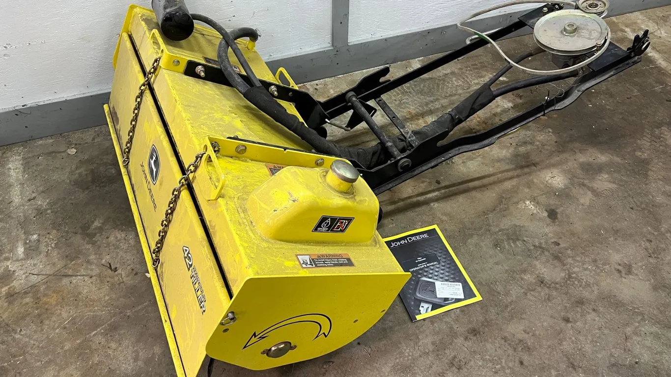 John Deere 42 Hydraulic Tiller