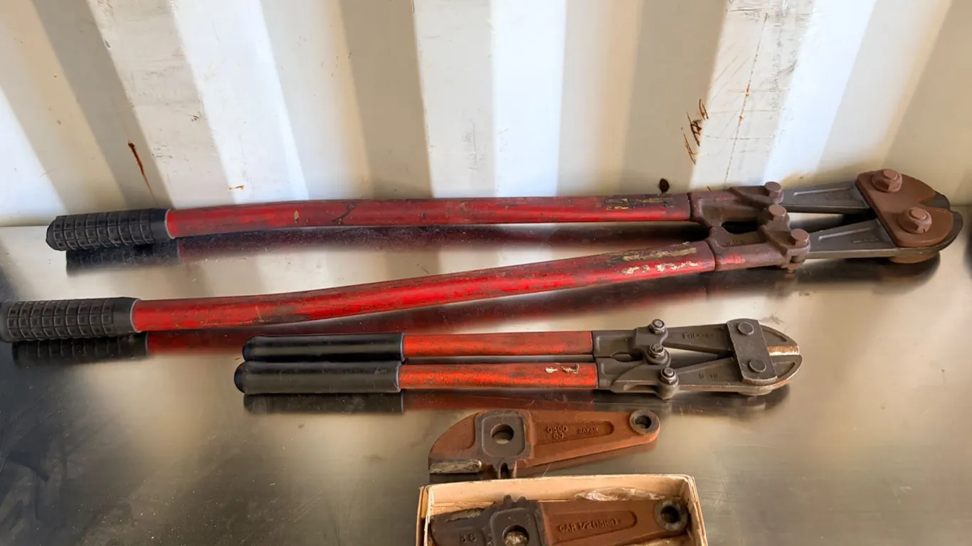Rigid and HIT Bolt Cutters
