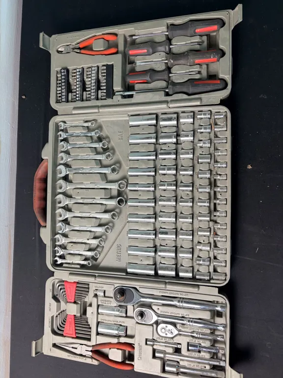 Crescent Tool Set