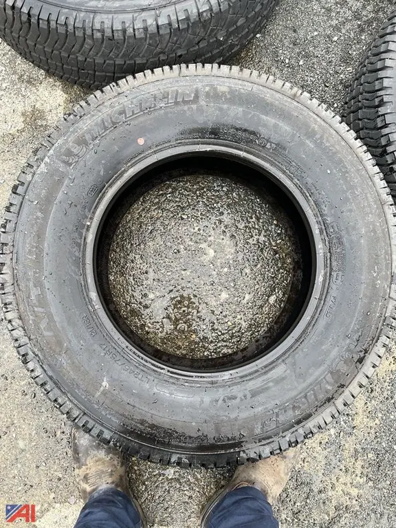 (4) Michelin LTX A/T2 245/75/R17 Tires