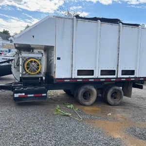 2008 ODB Tow Behind Leaf Loader