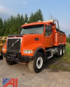 2012 Volvo 10 Wheeler Dump truck