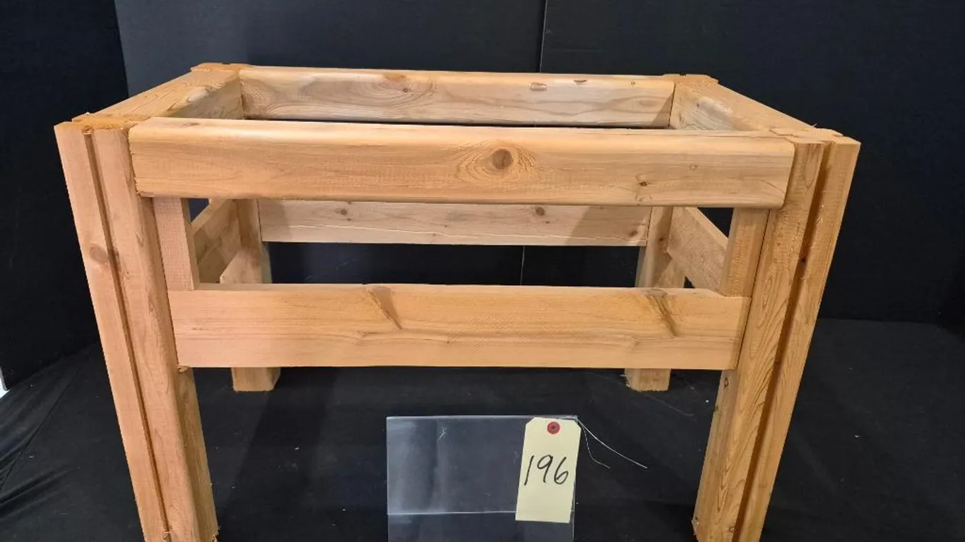2-Bucket Natural Wood Frame