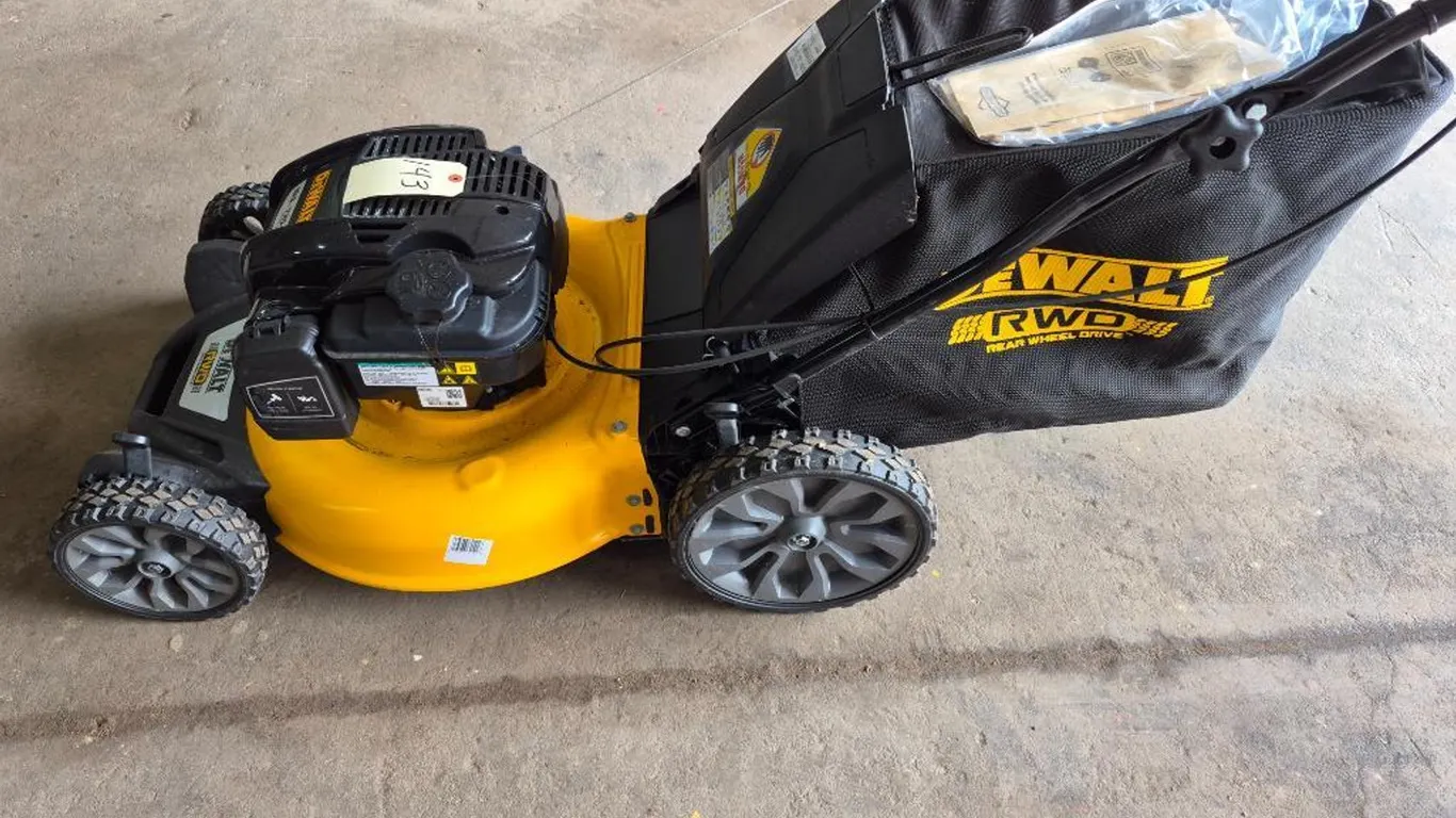 Self Propelled Dewalt Mower