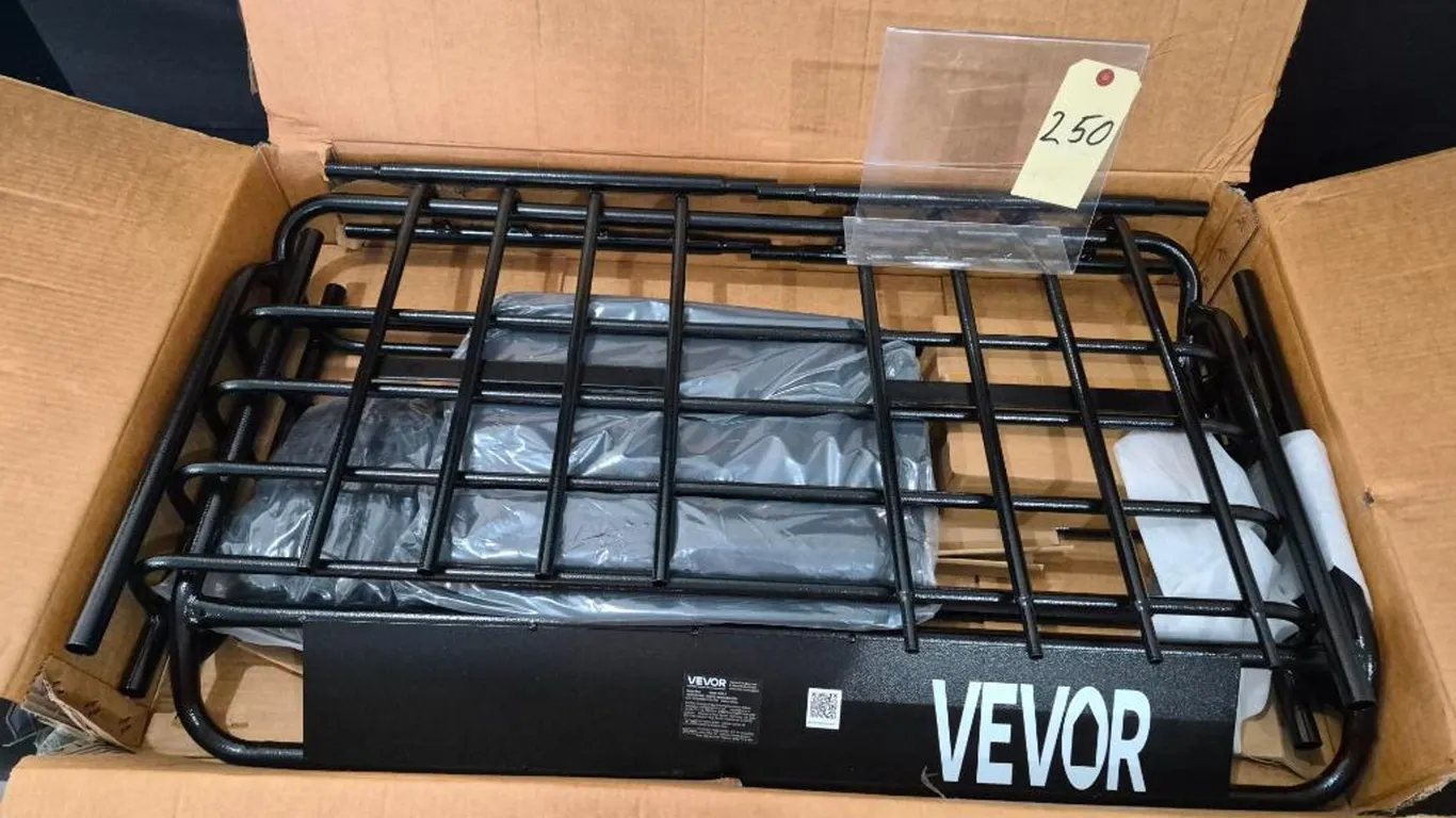 Rooftop Cargo Carrier