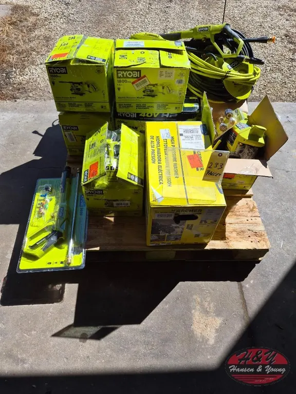 Pallet of Pressure Washers & Accessories