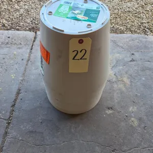 (6) New Vigoro 11.8 in. x 11.8 in. D x 9.4 in. H Davina Medium Cream Resin Pot