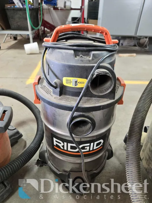 RIDGID 2.5 GALLON SHOP VACUUM, NO HOSE