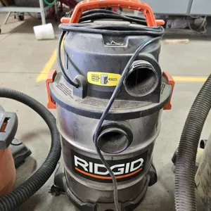 RIDGID 2.5 GALLON SHOP VACUUM, NO HOSE