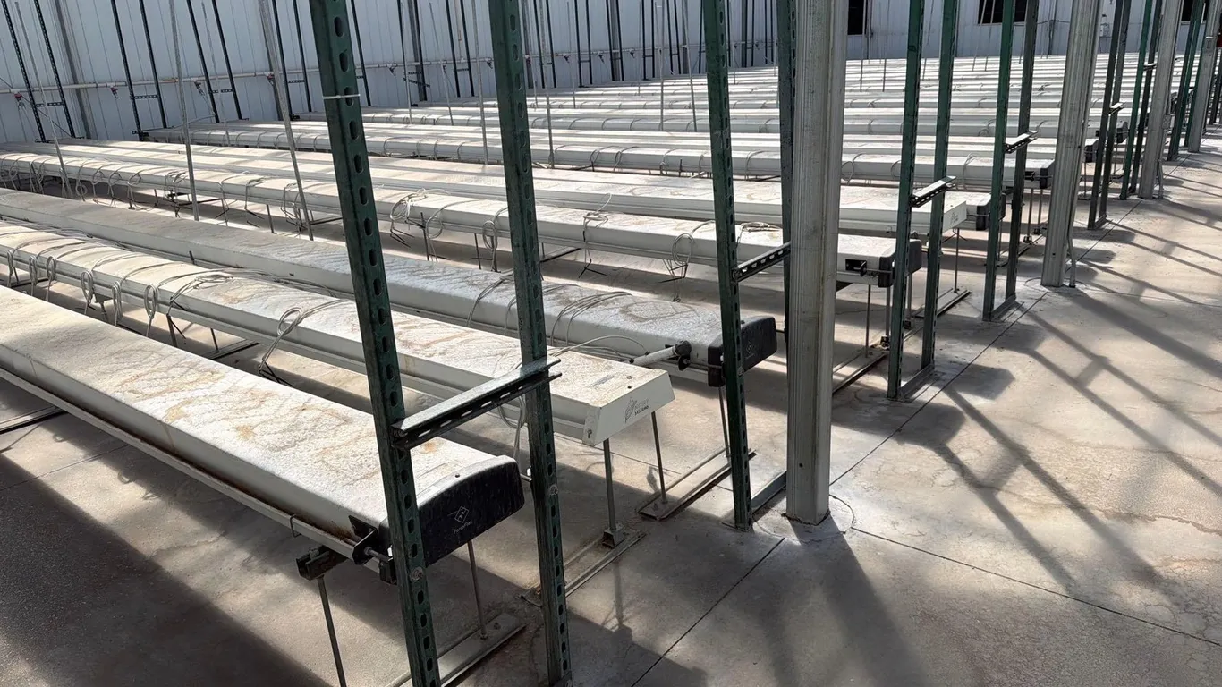 FORM FLEX GROW PANS