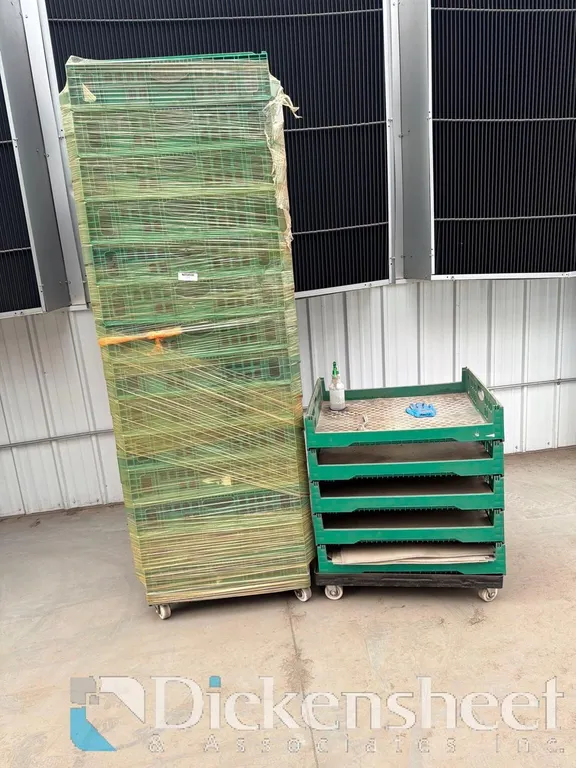 (1) RACK OF AGRICULTURAL CRATES