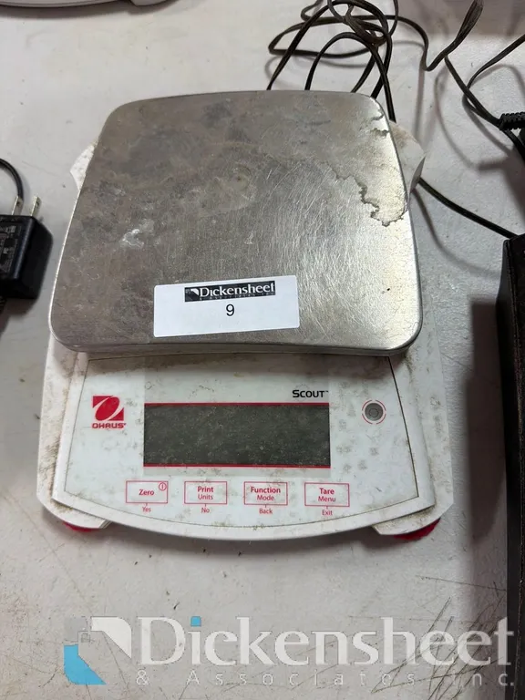 OHAUS SCOUT SCALE