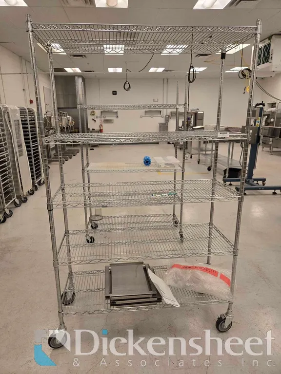 6 FT METRO STYLE SHELVING W CASTERS, NO CONTENTS