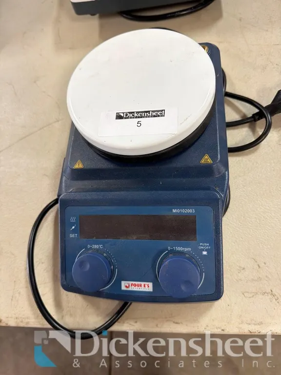 FOUR E’S HOT PLATE STIRRER