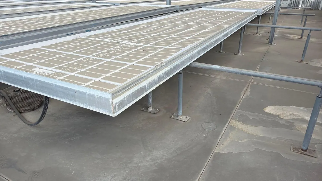 (3) LOGIQS ARGO GROW TABLES