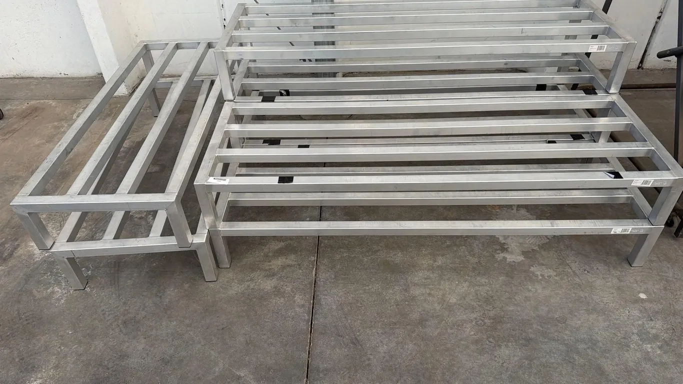 (6) ALUMINUM DUNNAGE RACKS