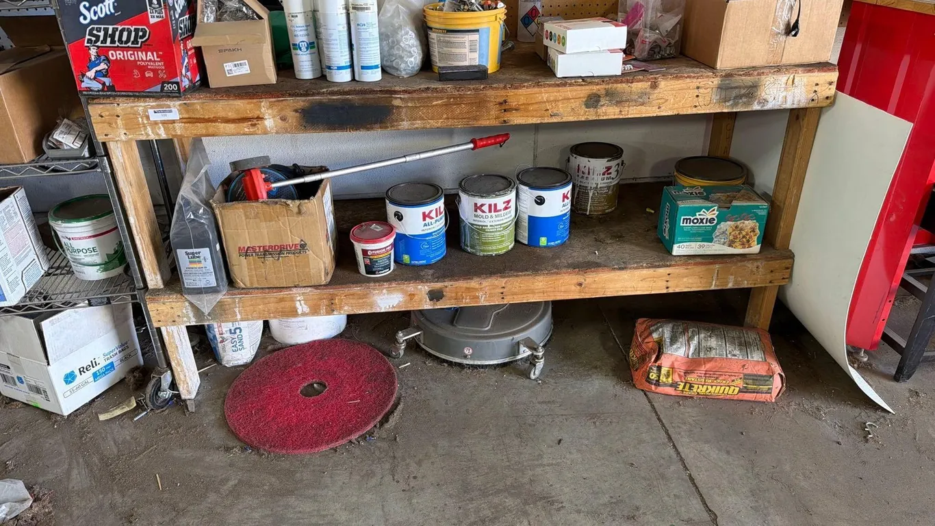 WOOD BENCH & CONTENTS