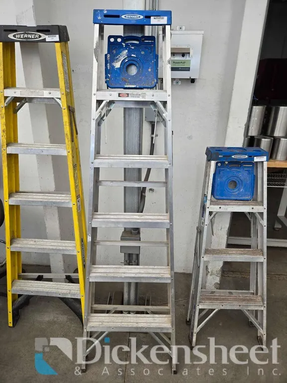 6 FT WERNER STEP LADDER