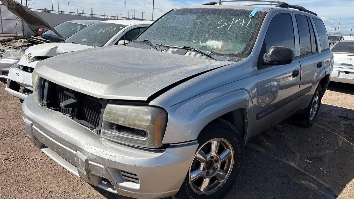 2004 CHEV BLAZER UP 1GNDT13S942272589