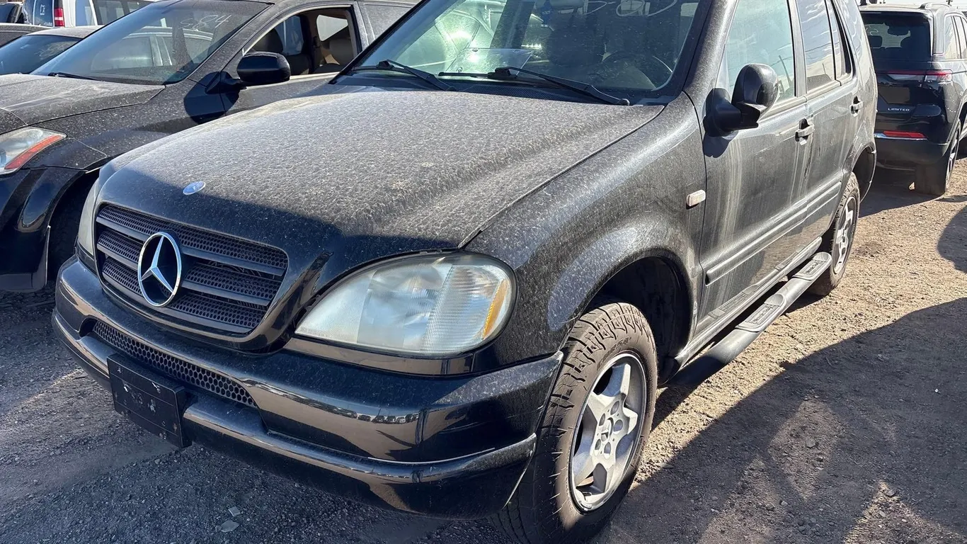 2001 MERZ ML320 UP 4JGAB54E81A289315